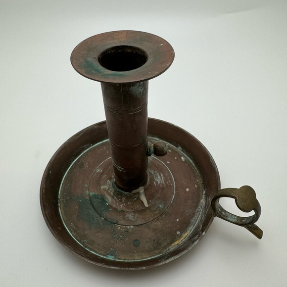 Vintage 19th Century Antique Metal Finger Loop Chamber Stick Candle Holder - Picture 2 of 4